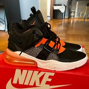Nike Air Force 270 Safari *Size 12*